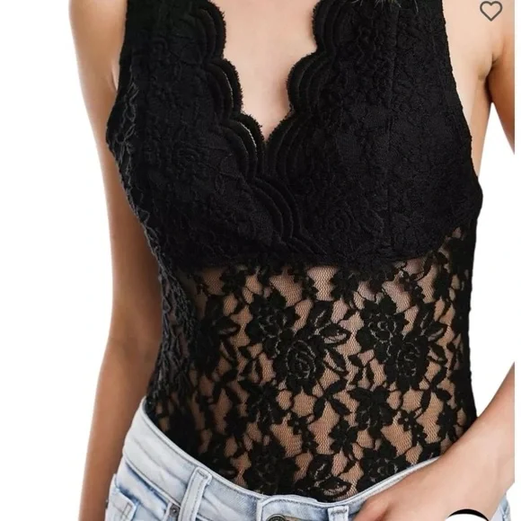Buckle BKE Black Sleeveless Lace Bodysuit Cutout Sheer Lace V-Neck Size Large - Picture 2 of 14